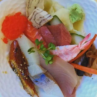 Chirashi Lunch Special