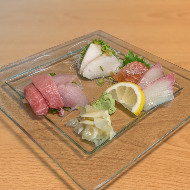 10-piece Sashimi combo dinner.