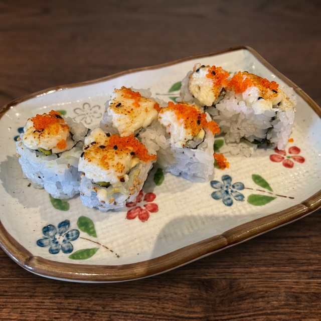 Baked Spicy Scallop Roll.