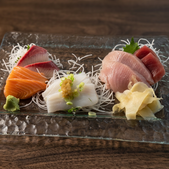 10-piece Sashimi Dinner.