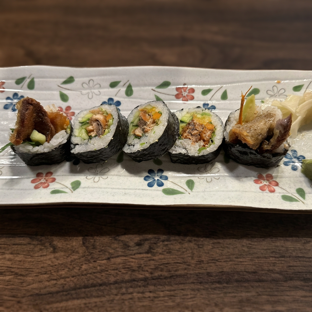 Salmon Skin Roll.